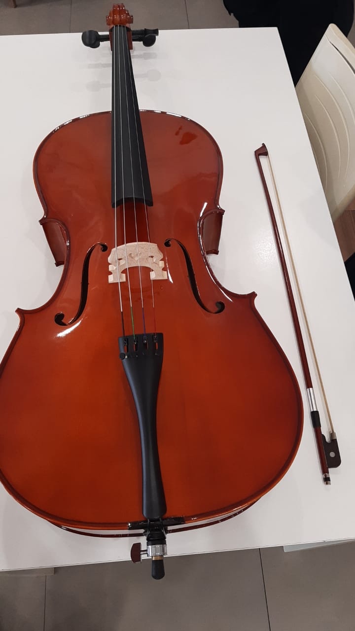 Sewa Cello Jakarta untuk Pemula dan Mahasiswa – Lengkap dengan Bow &&nbsp;Case