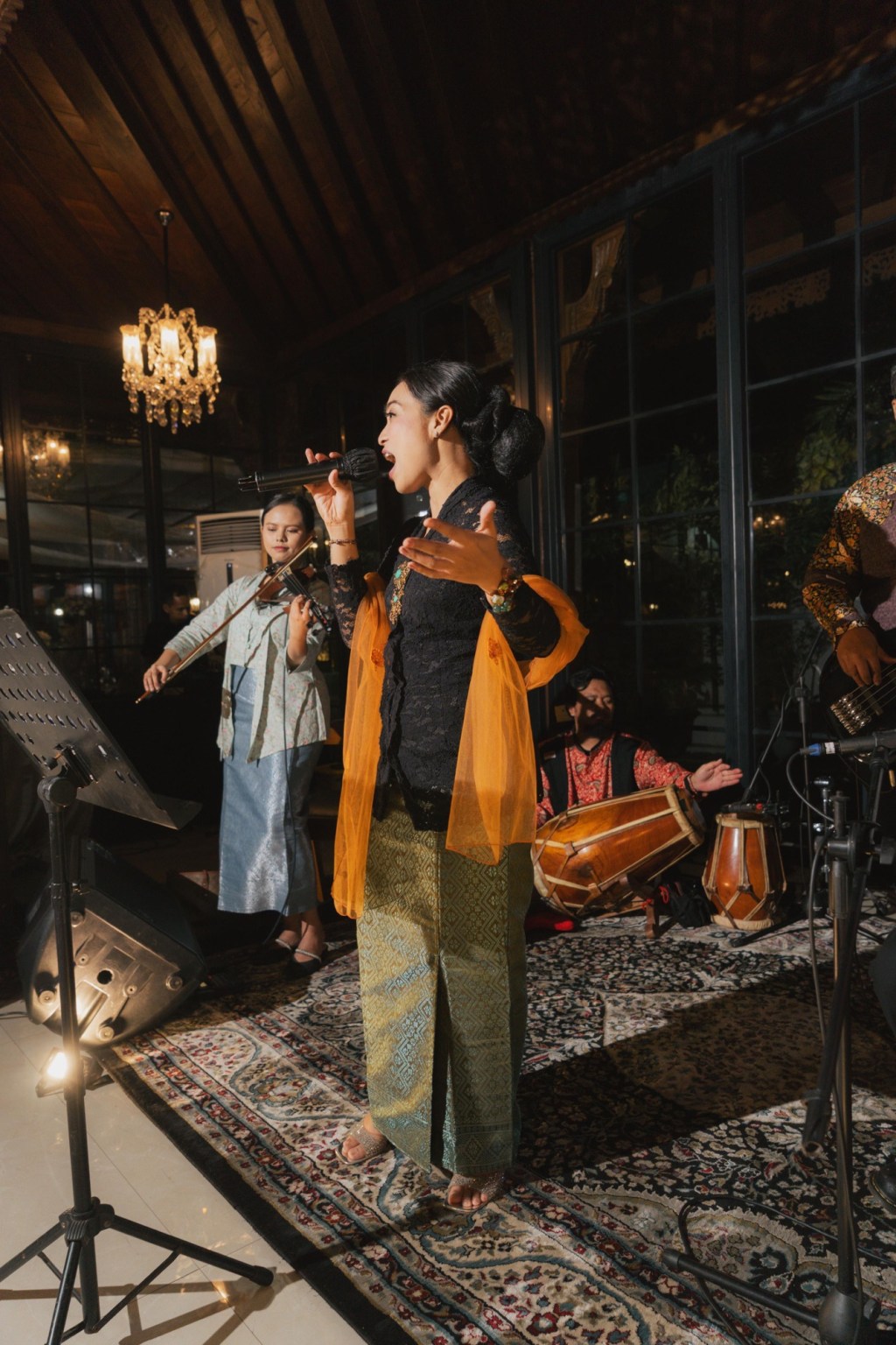 Band, String Quartet, atau Orchestra? Mana yang Cocok untuk Acara&nbsp;Anda?
