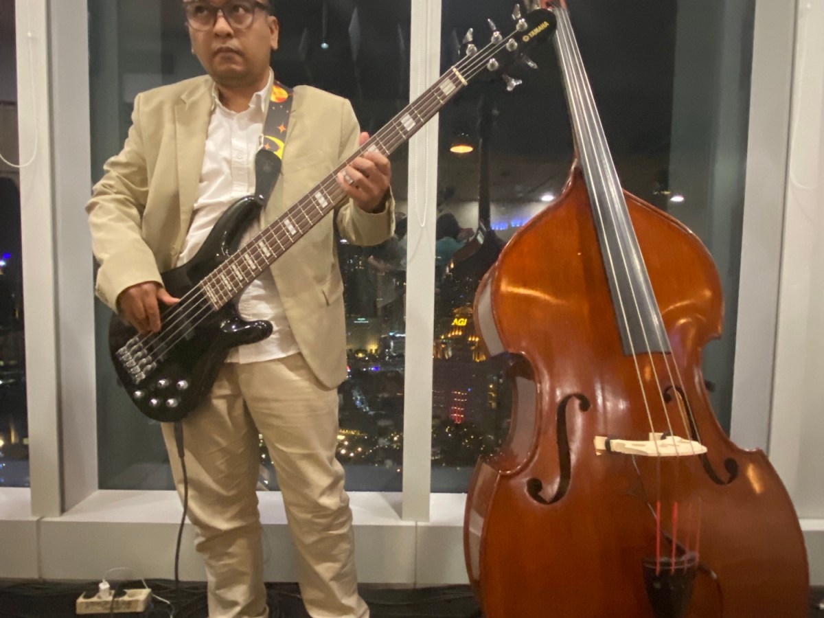 Kursus Alat Musik Bass Elektrik dan&nbsp;Contrabass