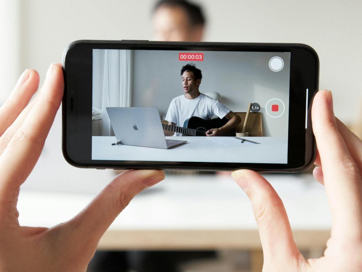 “Kenapa belajar musik sendiri di YouTube sering&nbsp;mentok?”