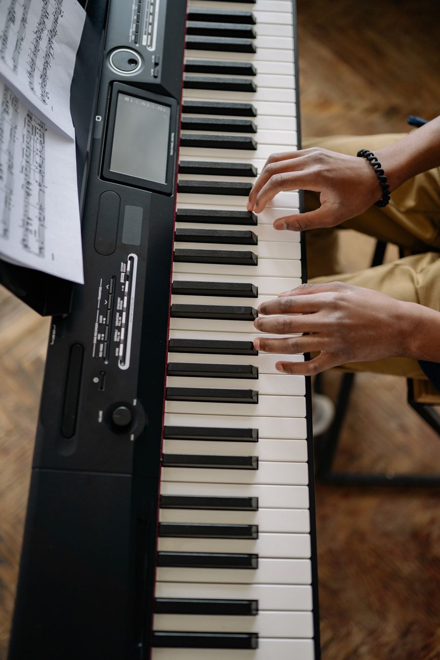 Jasa Reproduksi Musik AI: Ubah Lagu AI Jadi Kualitas Studio&nbsp;Professional